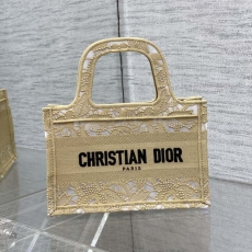 Christian Dior Shopping Bags